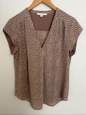 Fun2fun Taupe Cap Sleeve V-Neck Blouse with White Dot Print